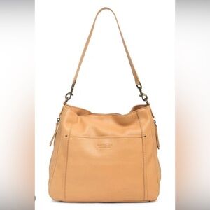 🌼AUSTIN SHOULDER BAG in Cashew Smooth🌼